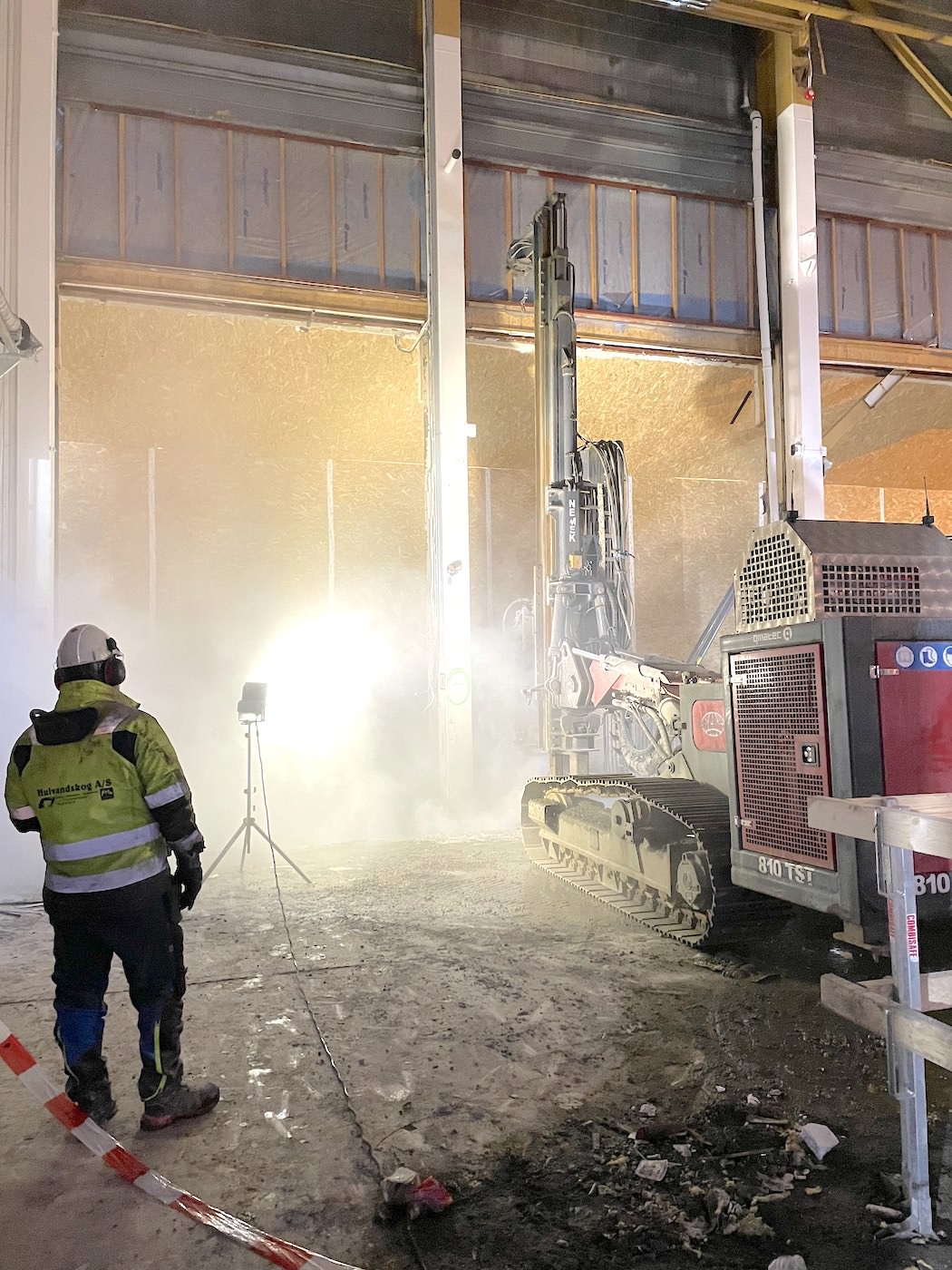 Stålkjernepeling for Høghallen i Molde – Polar Pel AS